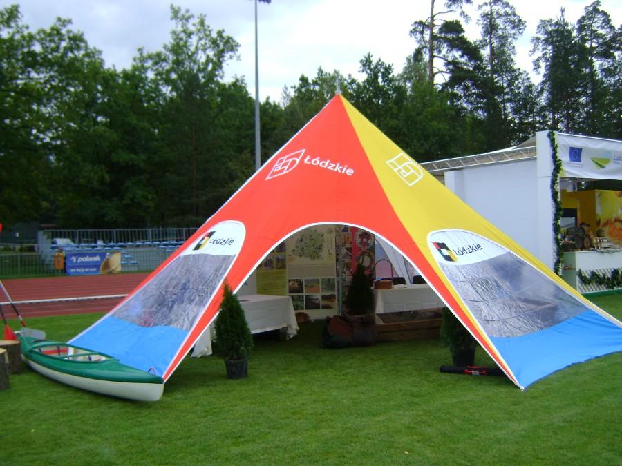 Stoisko regionalne na COS-ie Łódzkiego
