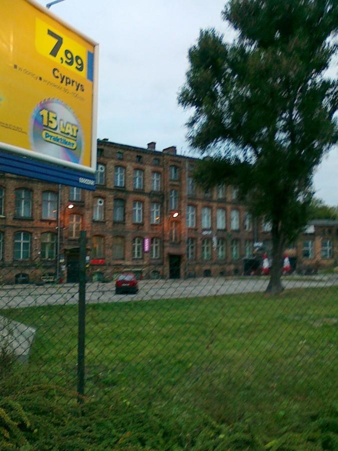 Stare budynki przy Prymasa Tysiąclecia