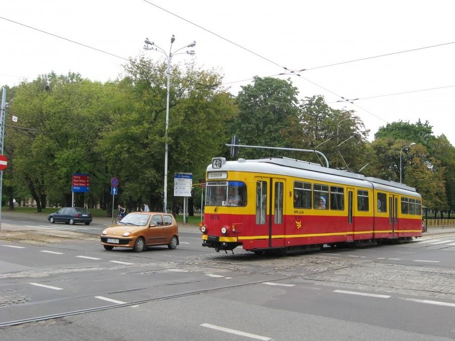 Duwag na Staromiejskiej w Łodzi