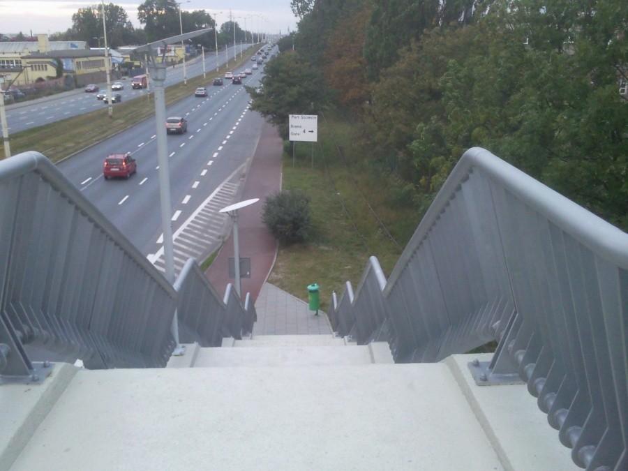 Widok na ścieżkę rowerową