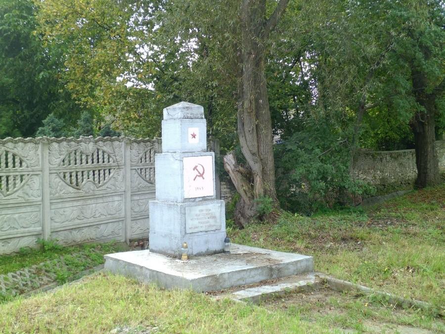 Pomnik poświęcony wyzwolicielskiej Armii Czerwonej w Trzebiesławicach