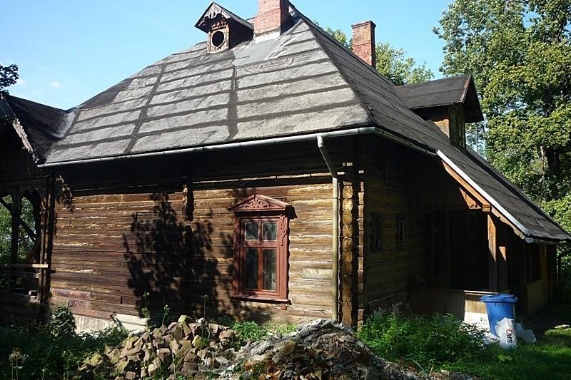 Leśniczówka Lipnik z drugiej strony