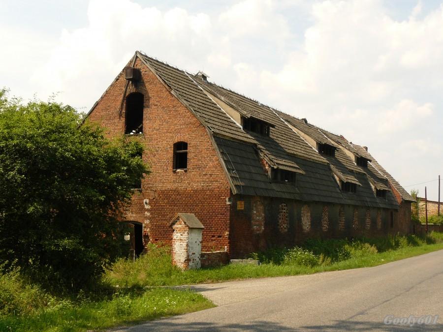 Zabudowania przypałacowe - Jasiona
