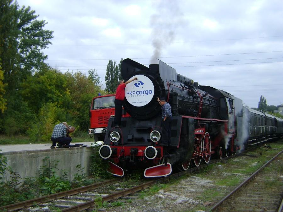 Parowóz Ol49-69 z Wolsztyna na stacji Tomaszów Mazowiecki