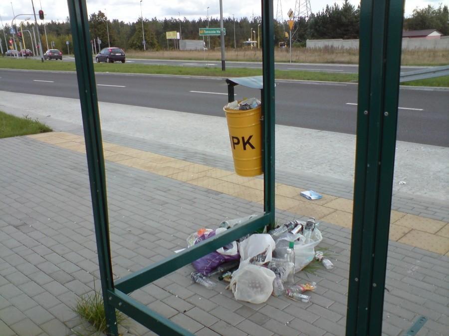 Śmieci na Józefiaka w Łodzi