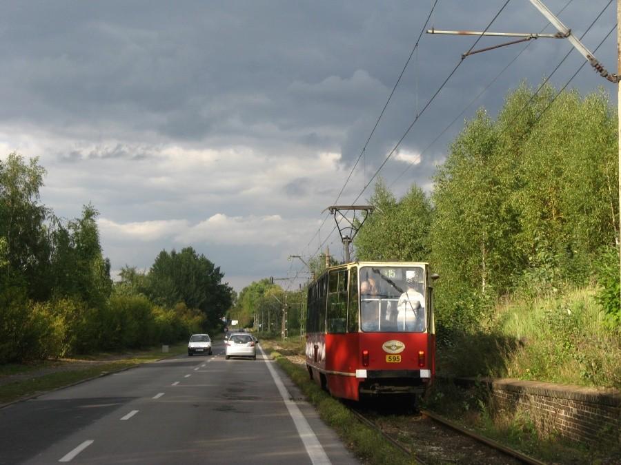 HDRowy tramwaj i chmurki ;-)