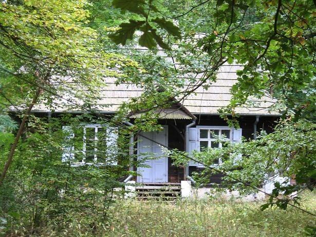 dom państwa Zawadzkich w Zalesiu Dolnym, tu mieszał "Zośka"