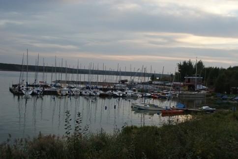 port przy tamie