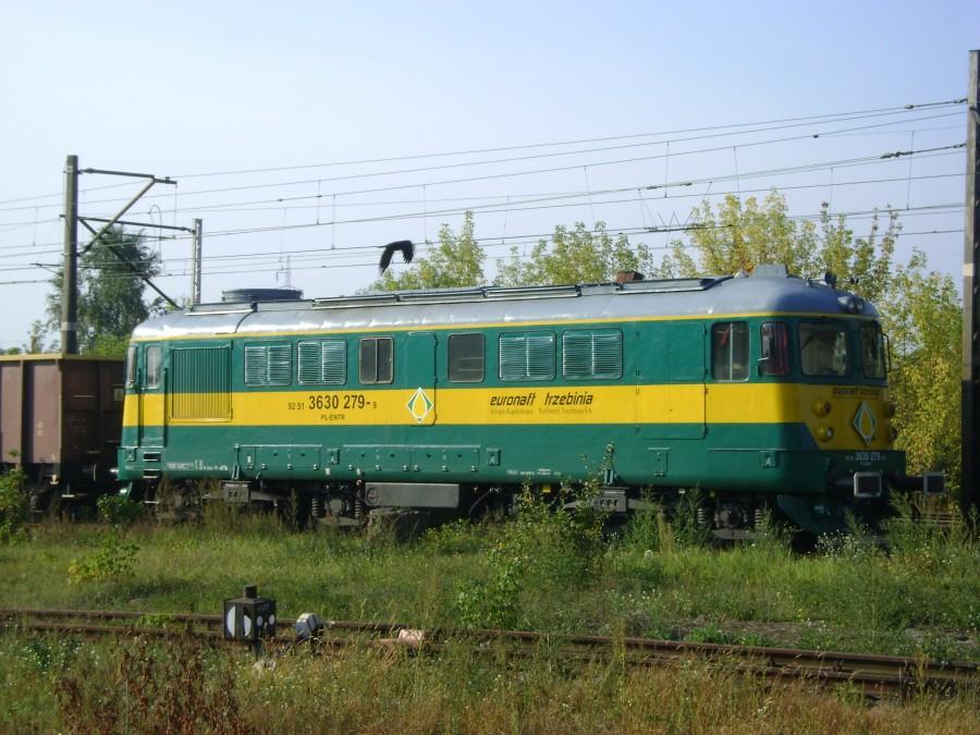 Lokomotywa 060DA-1341 Euronaftu Trzebinia na bocznym torze w Tomaszowie Maz