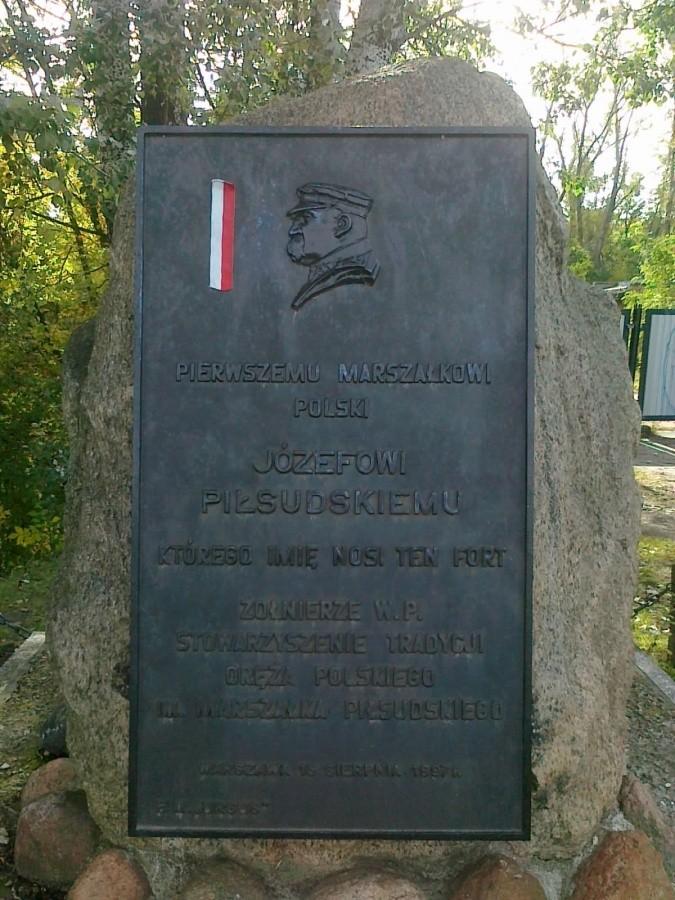 Pomnik poświęcony Józefowi Piłsudskiemu