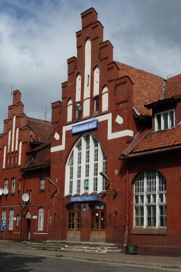 PKP Braniewo - legenda głosi, że kiedyś stacja ta tętniła życiem