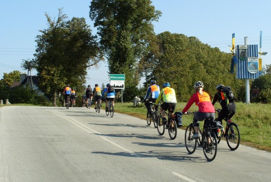 Rowerzyści ruszają w dalszą drogę