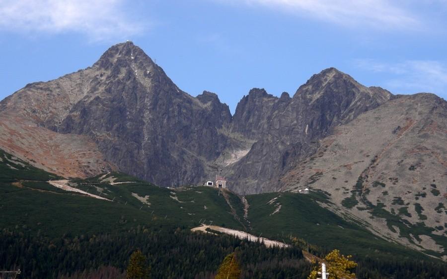 Ten szczyt to Łomnica (2634 m) :)