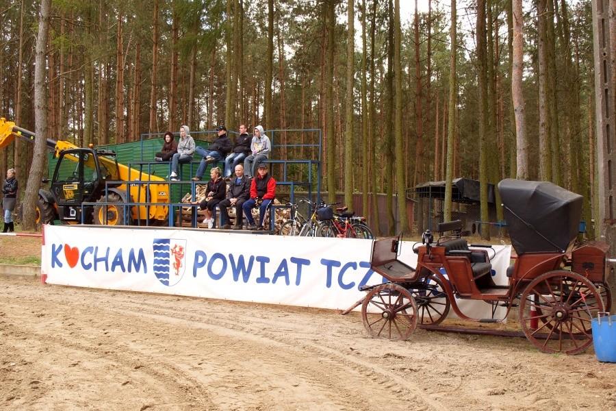 Część naszej ekipy rowerowej na trybunie..