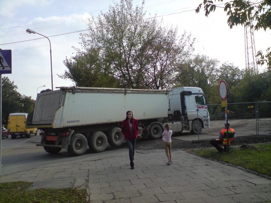 Wywózka ziemi z Fabrycznego