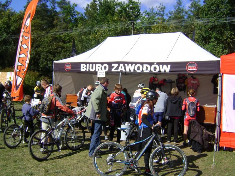 Biuro zawodów maratonu w Rawie Mazowieckiej