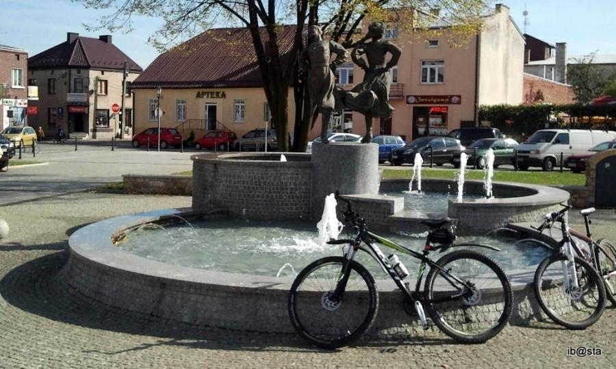 Panny na siewierskim rynku