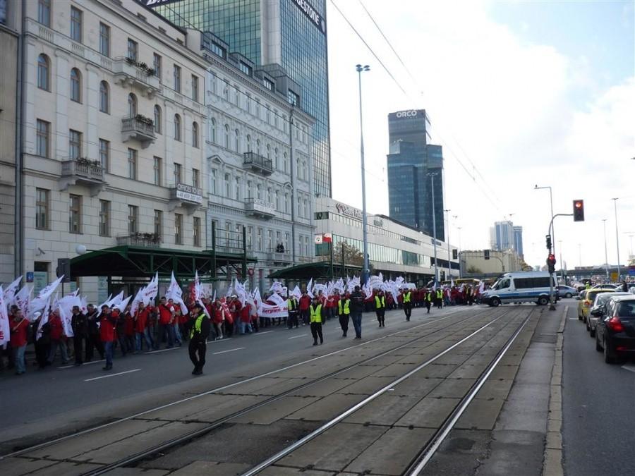 Kolumna od E.Plater do Kruczej