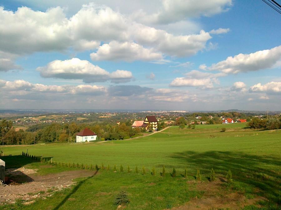 W oddali panorama Krakowa