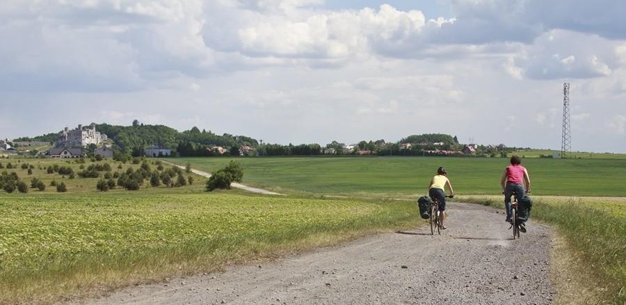 W stronę kolejnego zamku.