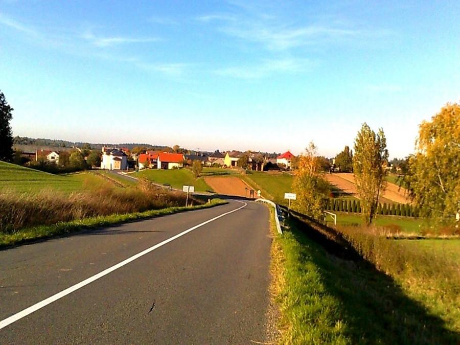 Wjazd do Zavady.