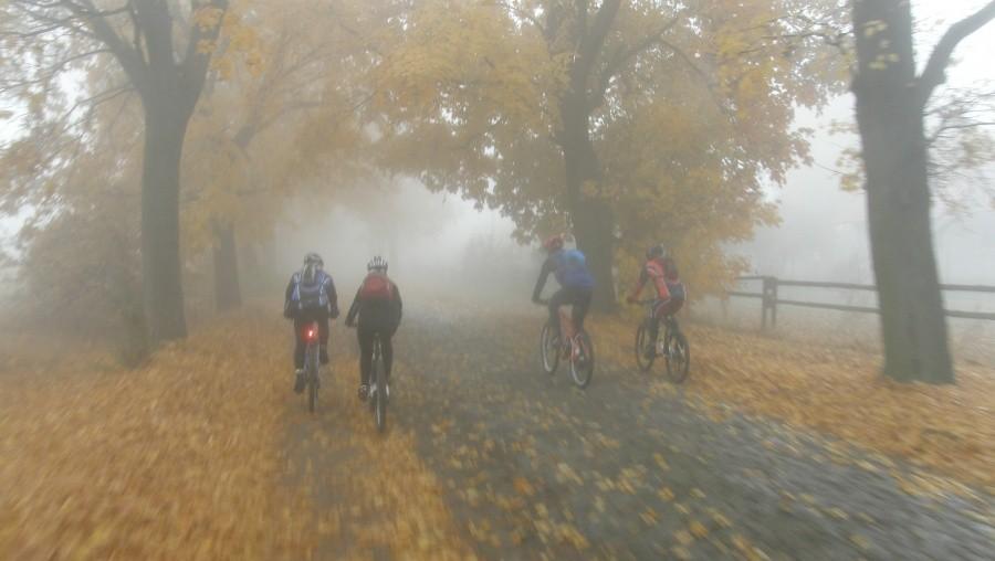 Przejazd przez klimatyczną jesień