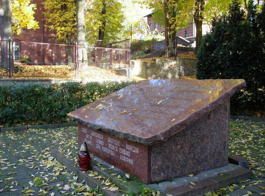 Kościerzyna - Pomnik Nieznanego Żołnierza