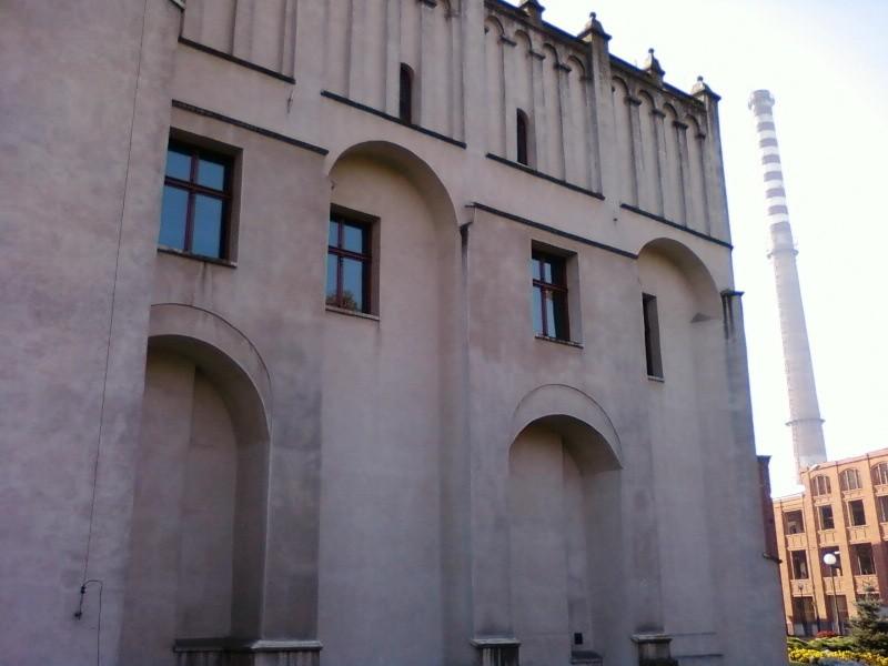 Pabianice - renesansowy dwór obronny
