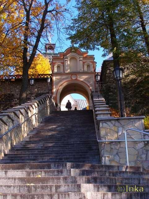 Schody prowadzące do Bazyliki Św. Anny