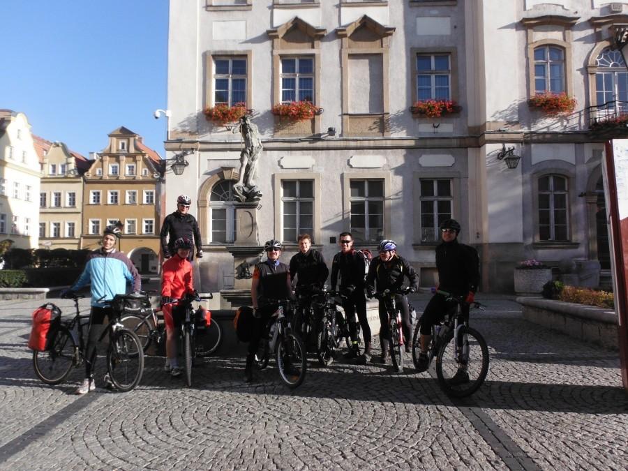 Jeleni Góra - rynek i pamiątkowe zdjęcie.