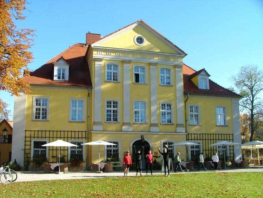 Pałac w Łomnicy.