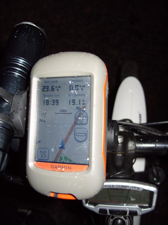 Garmin przy okazji przeszedł test na wodę i śnieg działa dalej czyli OK ;).