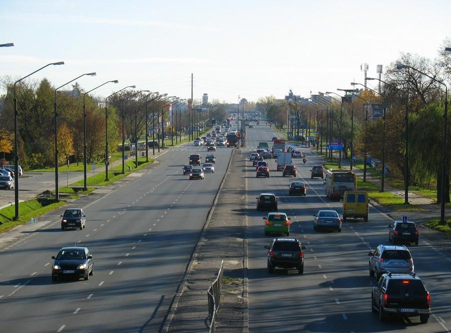 Widok na ul. Puławską z nowej (starej) kładki