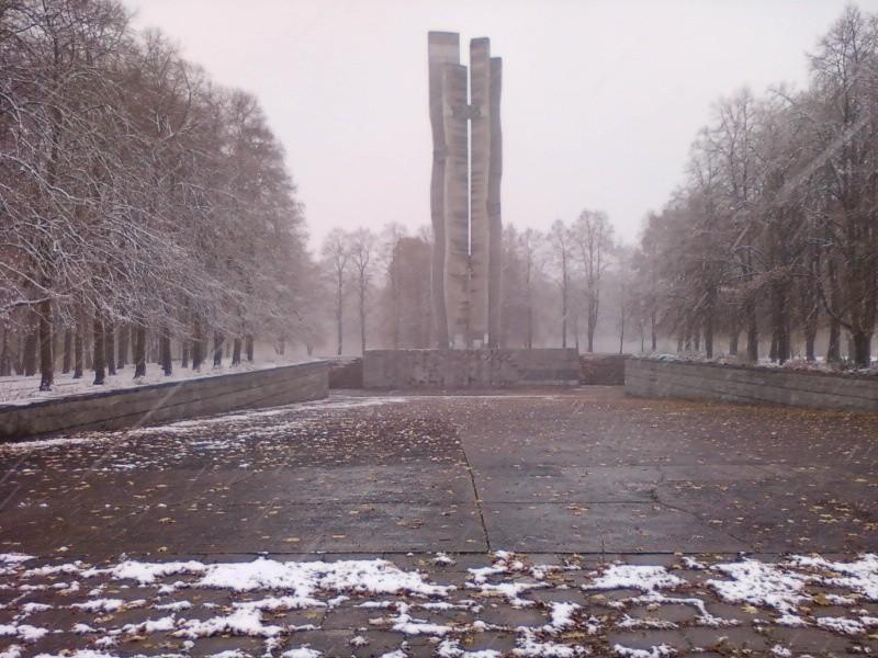 Park na Zdrowiu - pomnik Rewolucji 1905r