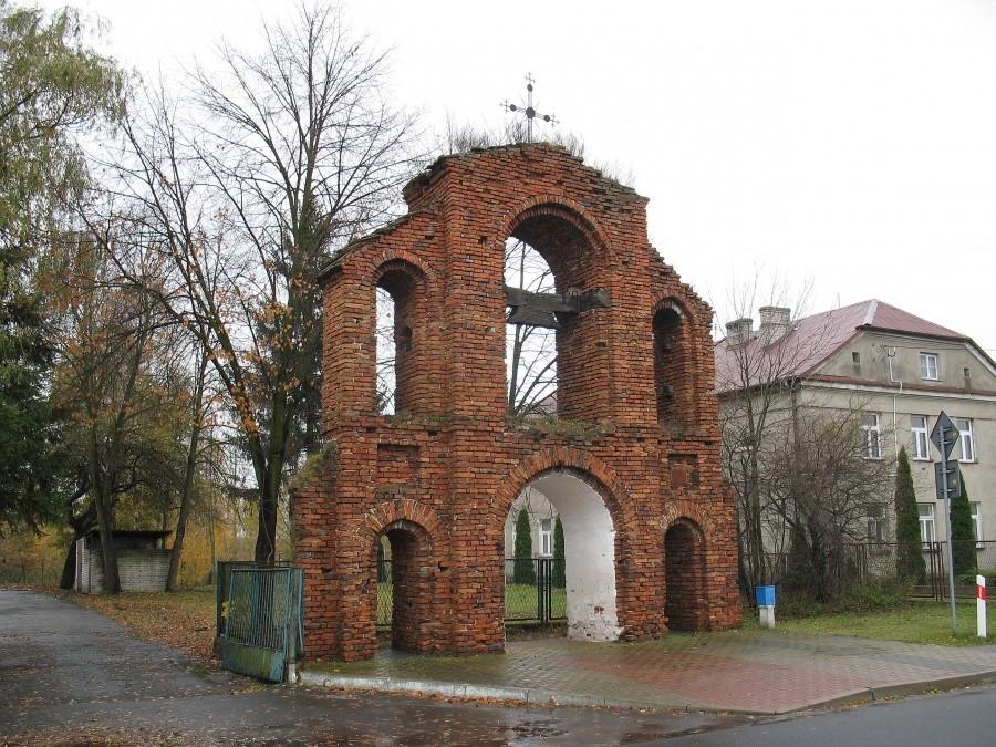 Kodeń - dzwonnica - brama d. cerkwi unickiej