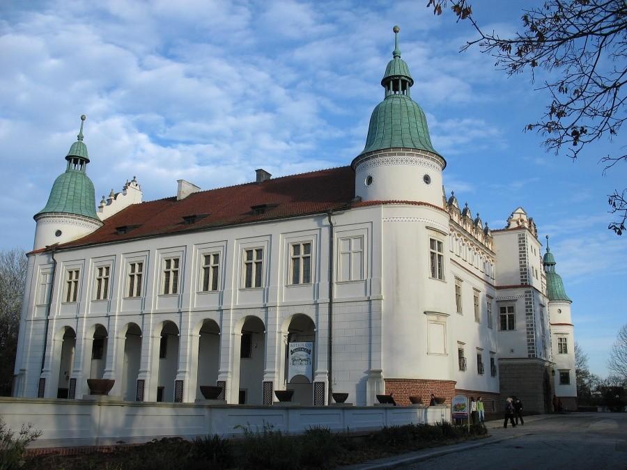 Baranów Sandomierski – elewacja zachodnia