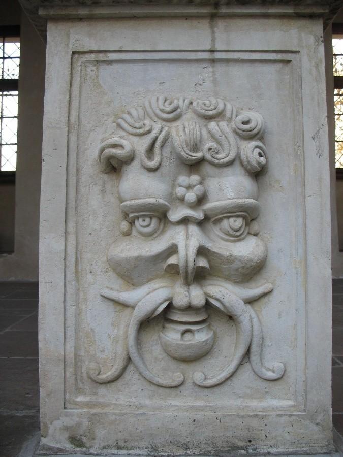 Baranów Sandomierski – maszkaron