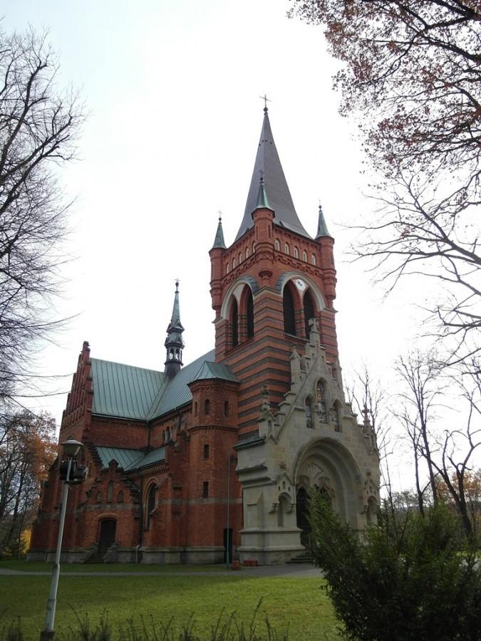 Kościół pw. śś. Piotra i Pawła w Porębie Radlnej