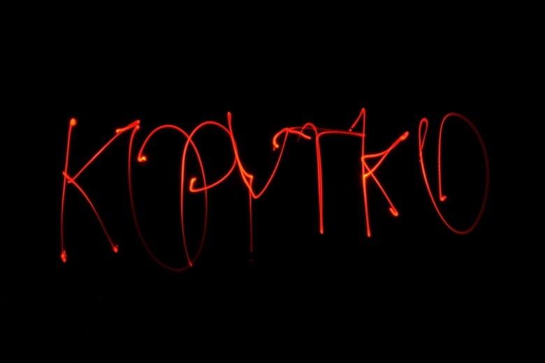 Świecące kopytko