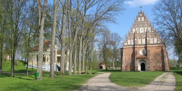 Pozostałości zespołu zamkowego Sapiehów w Kodniu