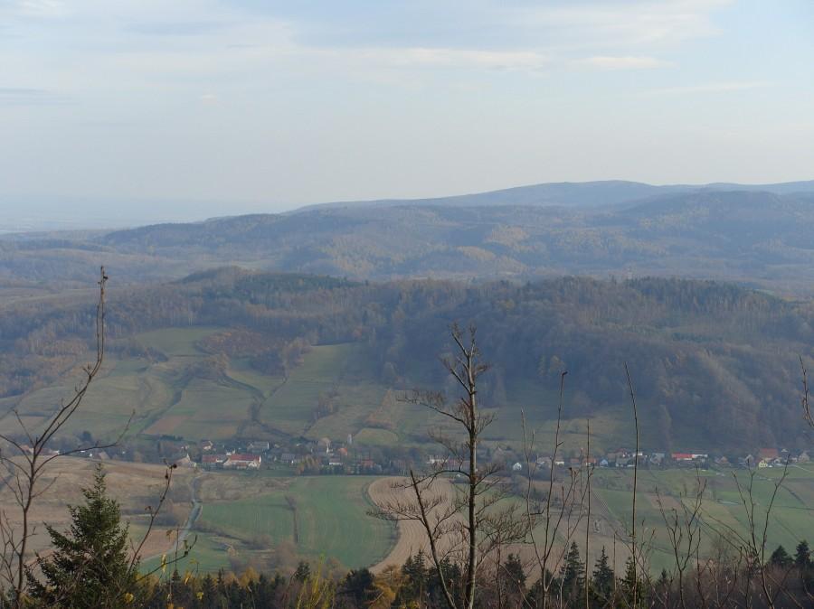 Jeden z plenerów z widokiem na Laski.