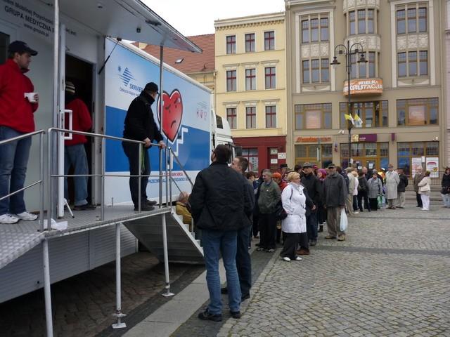 Jak zwykle stał też KARDIOBUS