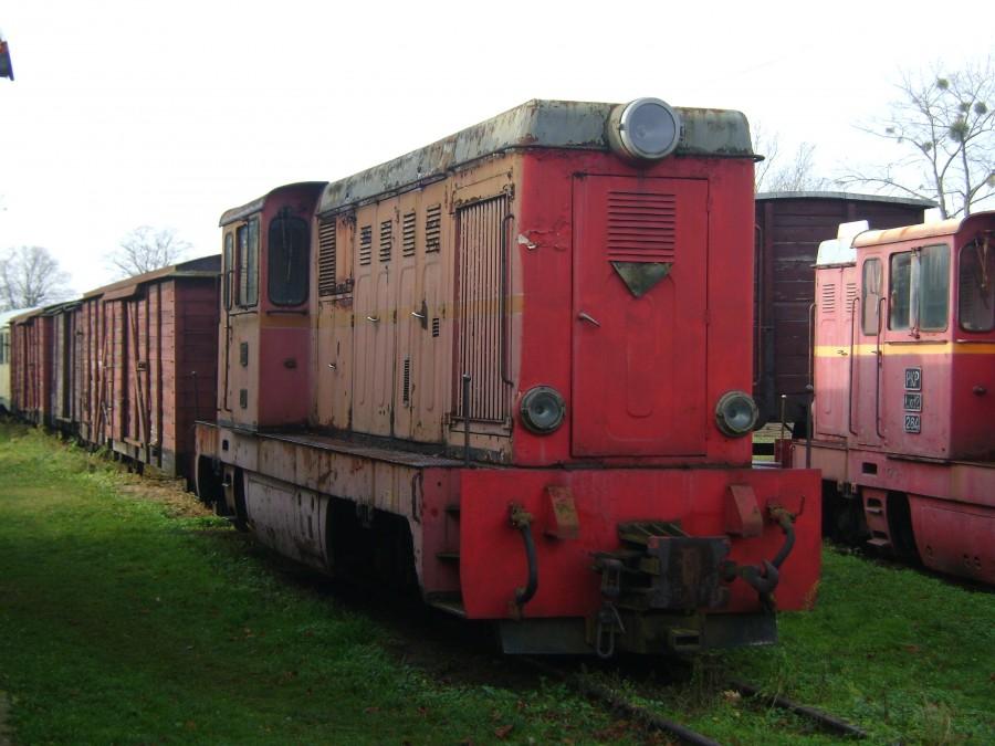 Lxd2-340 na stacji Rogów Towarowy Wąskotorowy
