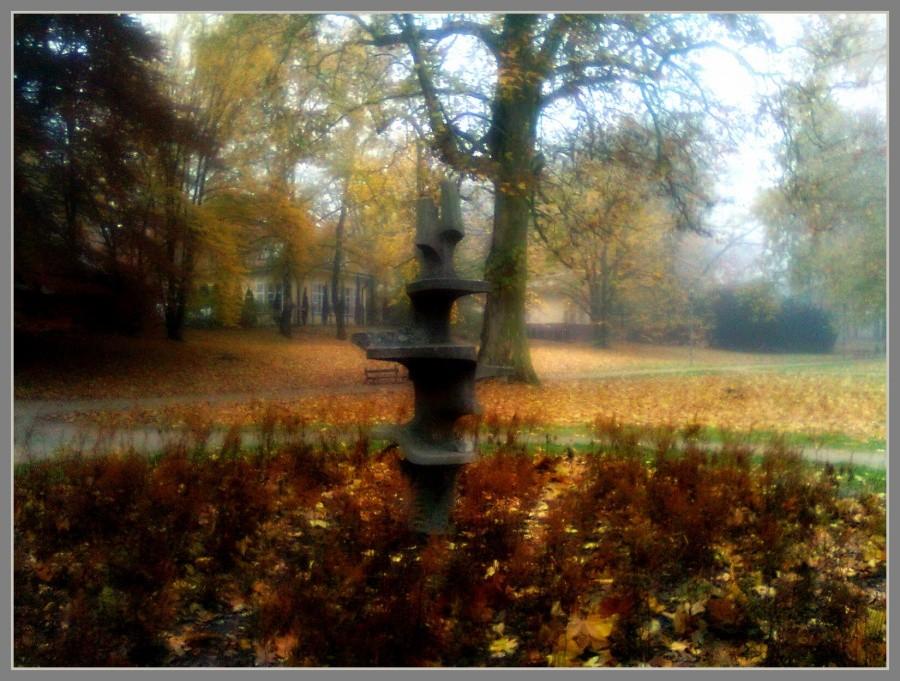 Rzeźba w okolicach Hotelu "Park". Szczecin.