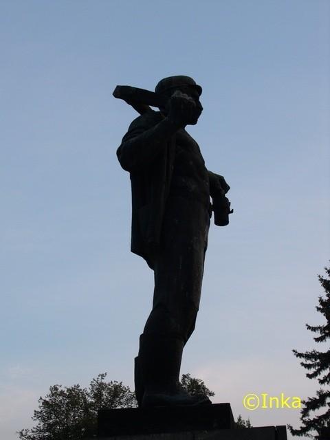 Pomnik Pstrowskiego