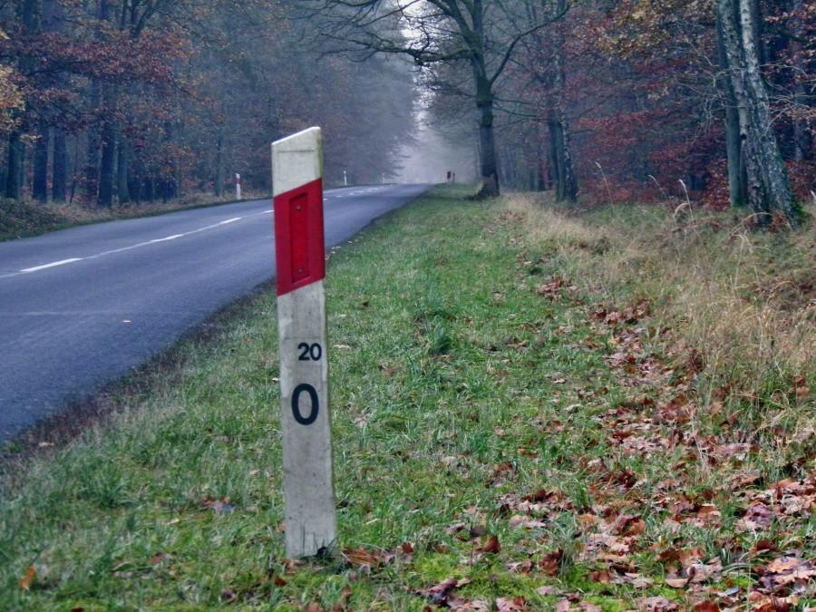 Wpierw do słupka kilometrowego 20 na drodze nr 115.