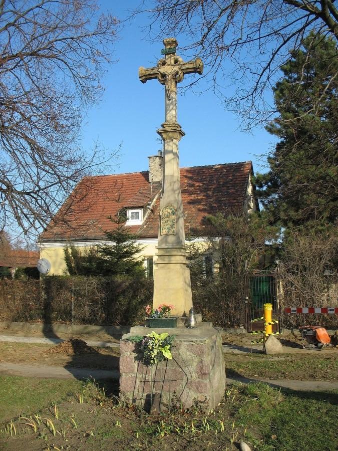 Wilanów – krzyż przy ul. Przyczółkowej