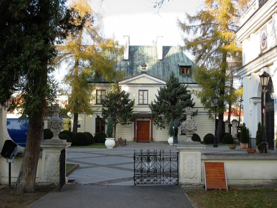 Wilanów –plebania kościoła św. Anny