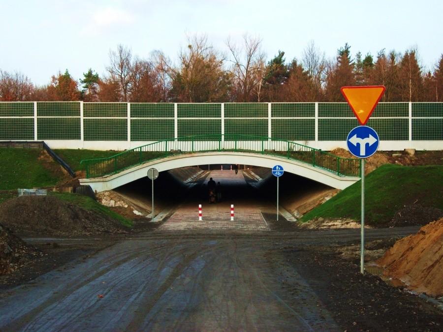 Tunel pieszo-rowerowy
