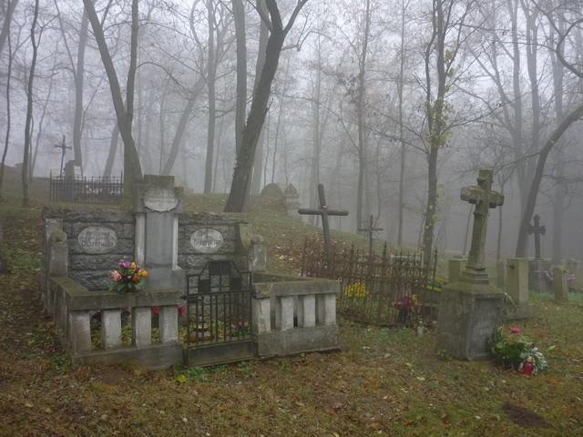 Cmentarz na wzgórzu kalwaryjskim